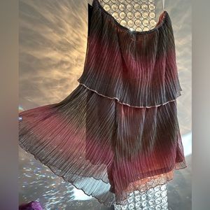 Sparky strapless romper